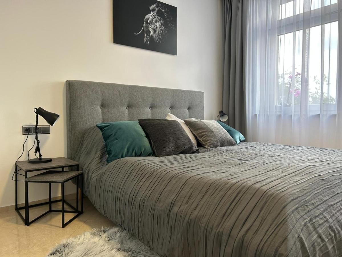 Leo Apartment Free Parking - President Palace Bratislava Exterior foto